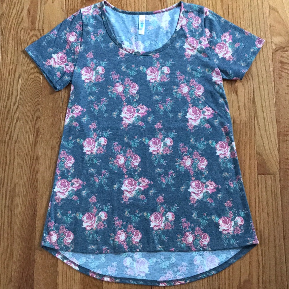 LuLaRoe Classic T
